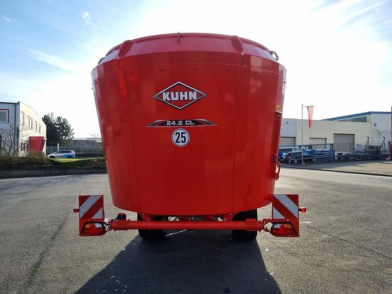 Kuhn FUTTERMISCHWAGEN PROFILE 24.2 CL