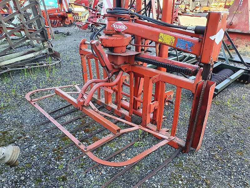 Kuhn B 1201 E